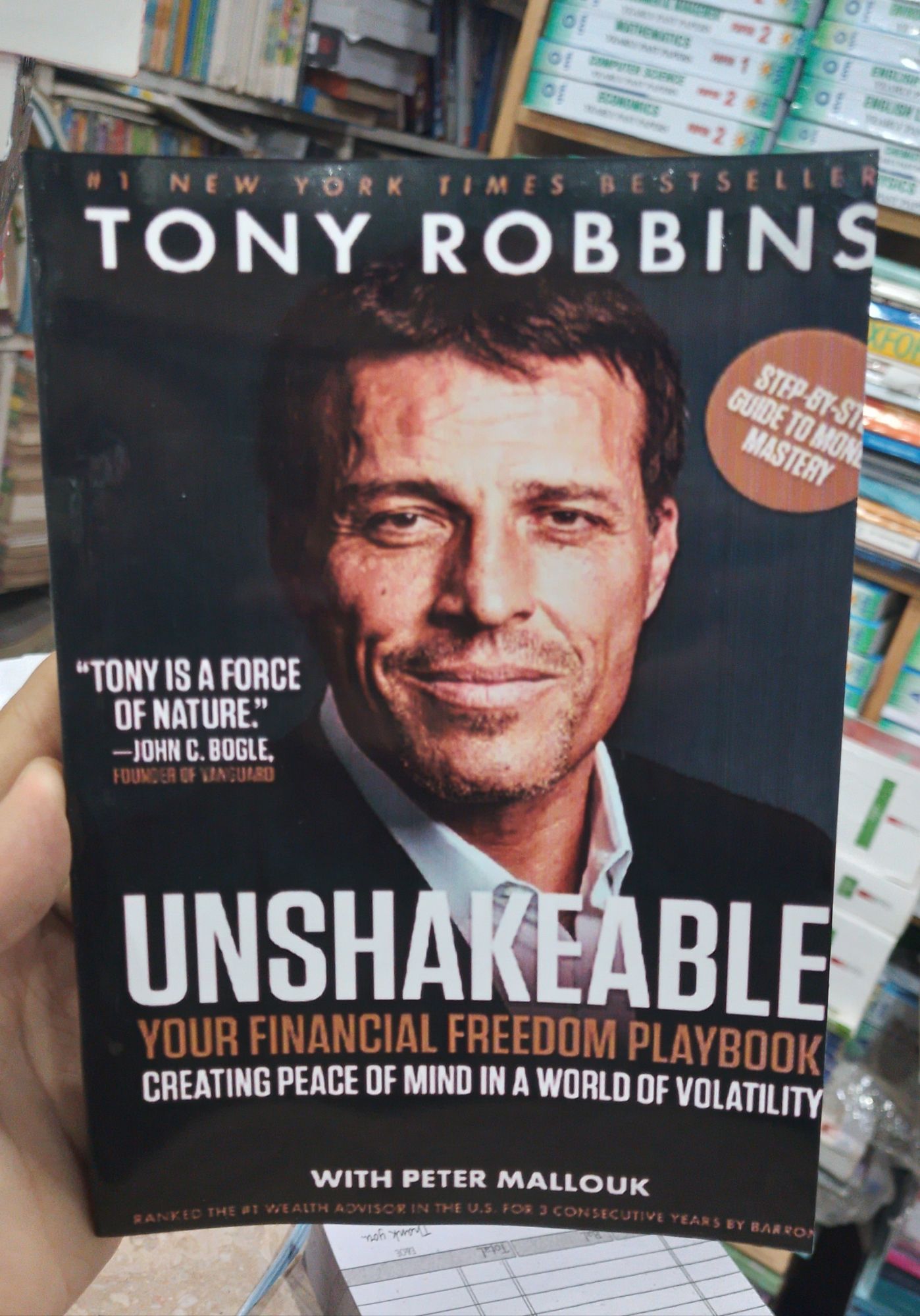 Unshakeable book by tony robbins